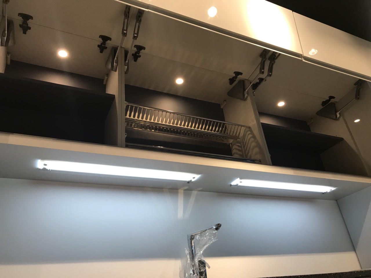 dịch vụ lắp đèn LED